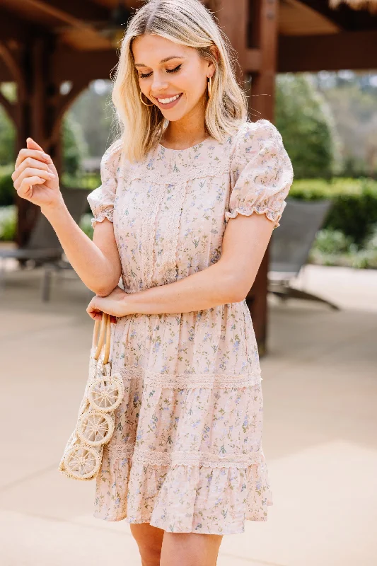 Day-To-Night Styles On The Horizon Beige Brown Floral Dress