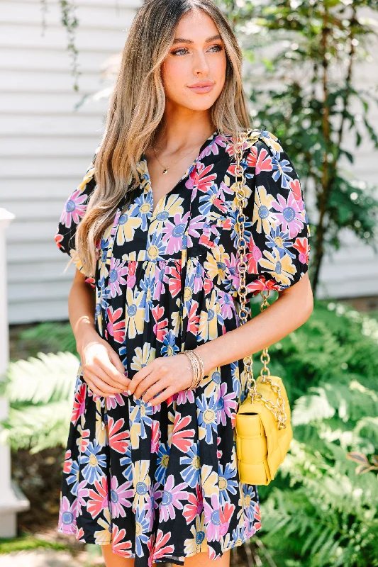 Budget-Friendly Fashion Love In The Air Black Floral Babydoll Dress