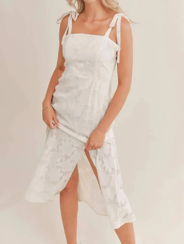 Latest Trends When In Rome Midi Dress In Cream