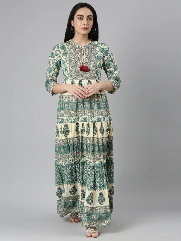 Save Big Neerus Green Flared Casual Floral Maxi Dresses