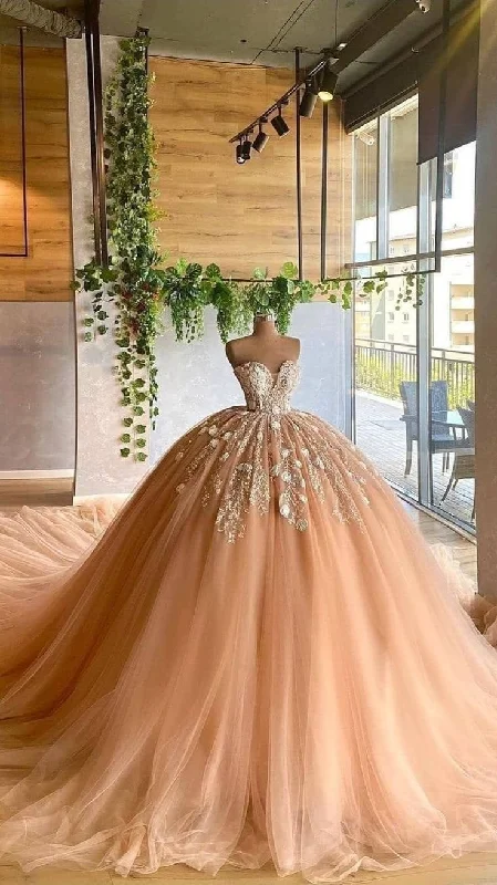 Seasonal Fashion Sweetheart Neckline Appliques Tulle Ball Gown Quinceanera Dress Sweet 16 Dress  Y5822