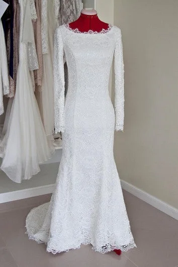 Spring Wardrobe Lace Bateau Neck Long Sleeve Mermaid Wedding Dress With Buttoned Back