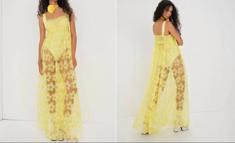 Feminine Soft - Hued Styles Emma Maxi Dress In Yellow