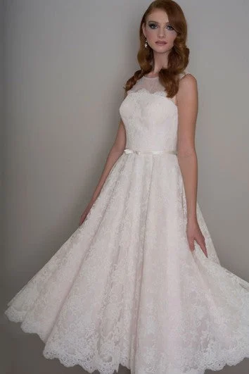 Cool Prices A-Line Appliqued Sleeveless Long Scoop Lace Wedding Dress With Illusion Back