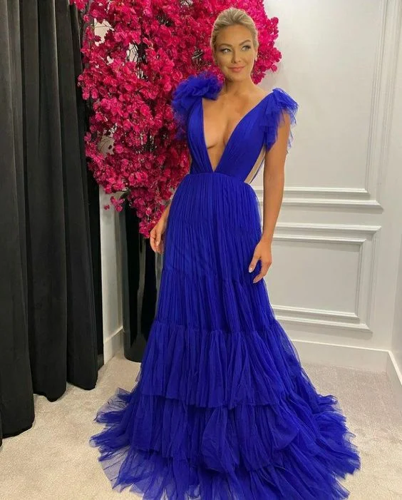 Trendy Styles Sexy Tiered Tulle Deep V Neck Evening Gown Open Back Ruched Sweep Train Backless Side Cut Outs A Line Pleated Prom Dress Y4698