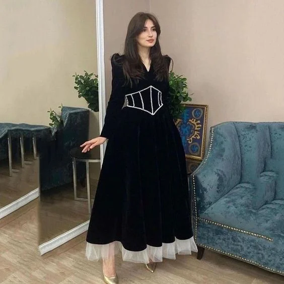 End - Of - Month Blowout Black Velvet Formal Evening Dresses Women V Neck Long Sleeves Beads White Tulle Bottom Party Gowns Y4852