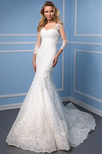 Fashion Forward Mermaid 3-4 Sleeve V-Neck Appliqued Lace Wedding Dress With Chapel Train