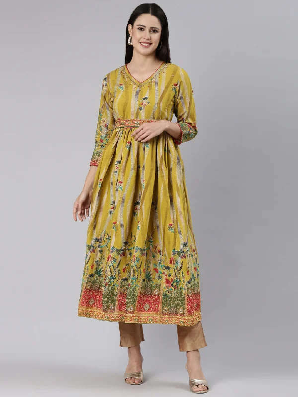 Latest Trends Neeru's Green Straight Casual Floral Dress