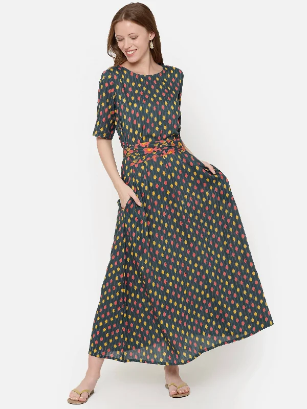 Update With Cottagecore Styles Miyuki Maxi Dress in Multi