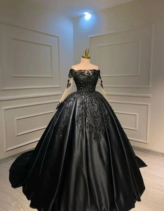 Season Sale Black Long Sleeves Ball Gown Sweet 16 Dress Y5756