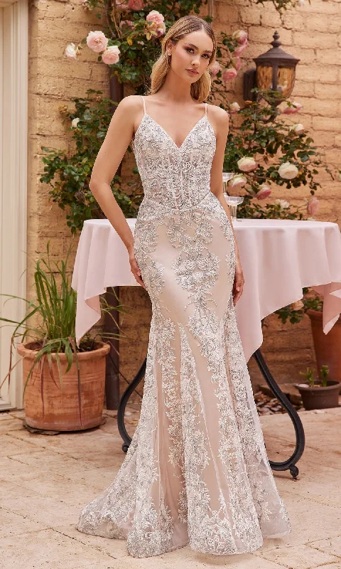 Latest Fashion Off-White Long Embroidered Formal Gown J859W