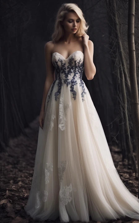 Chic Outfits Sweetheart A-line Tulle Lace Applique Empire Wedding Dress