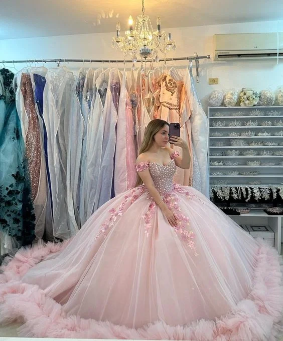 Elevate Your Wardrobe Pink Puffy Quinceanera Dress Ball Gown,Pink Sweet 16 Dress Y6053