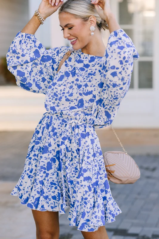 Chic Styles Stay Close Blue Floral Dress