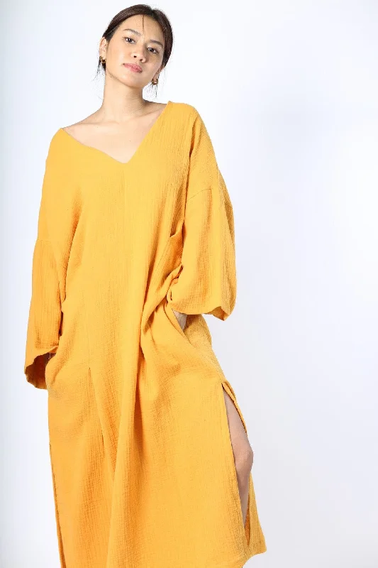 Women's Travel Attire KAFTAN DRESS AKIRA