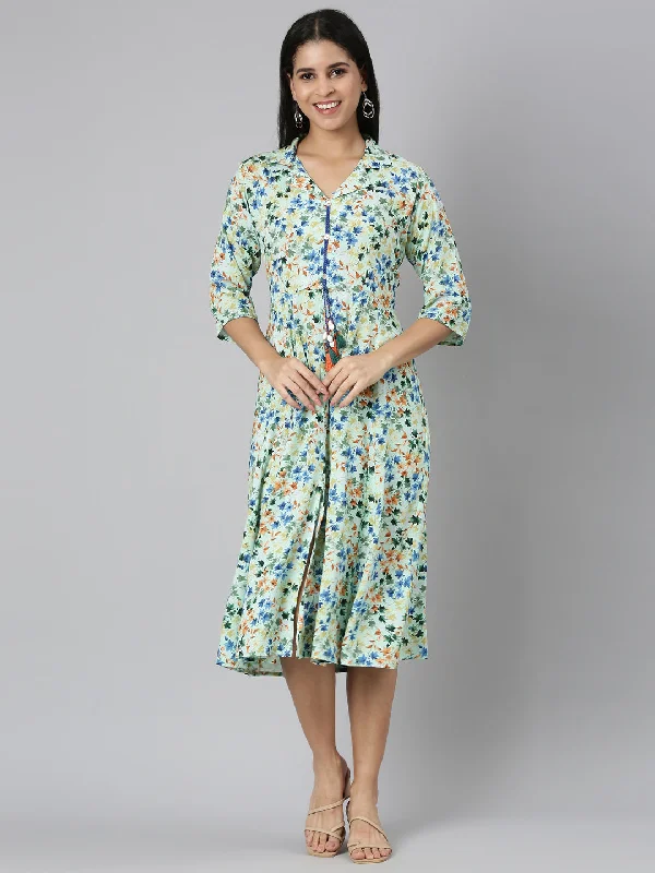 Casual Chic Neerus Green Flared Casual Floral Fit and Flare Dresses