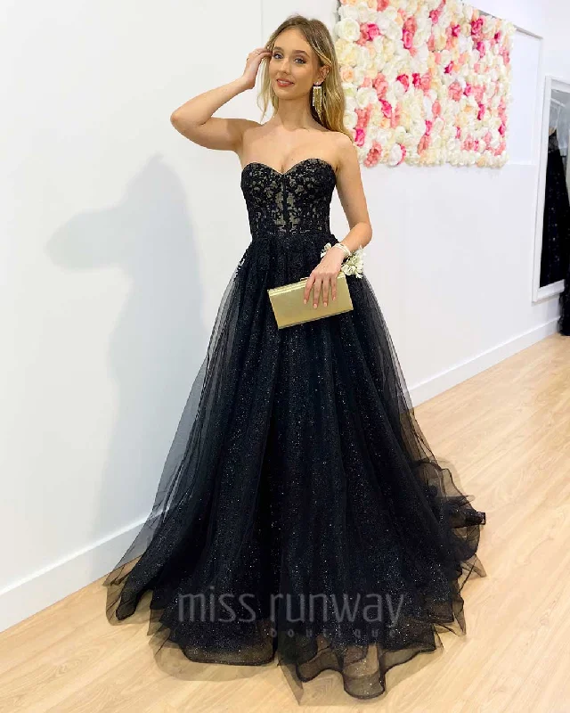 Chic Styles Hailey Tulle Glitter Gown - Black